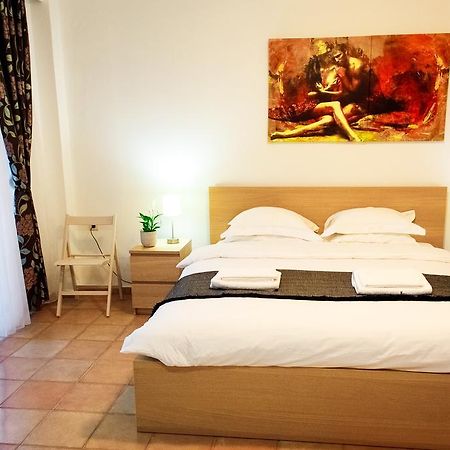 Wild Pear Villa ลิกาเรีย ภายนอก รูปภาพ